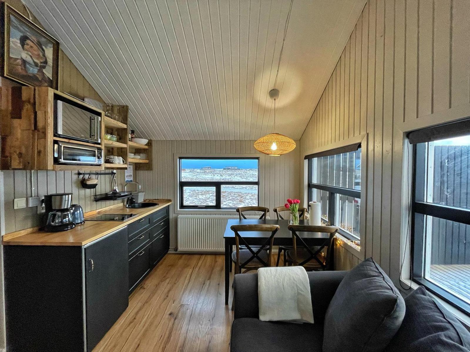 Ocean Break Cabins Sandgerthi Ngoại thất bức ảnh