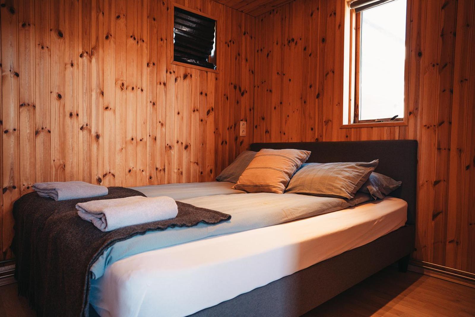 Ocean Break Cabins Sandgerthi Ngoại thất bức ảnh
