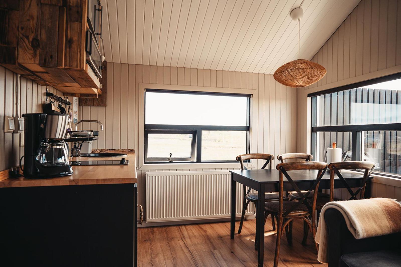 Ocean Break Cabins Sandgerthi Ngoại thất bức ảnh